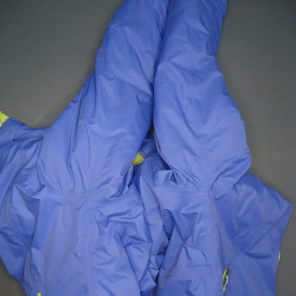 SIZE XL (18). L.L. Bean girl's blue hooded puffer jacket. - Picture 9 of 16